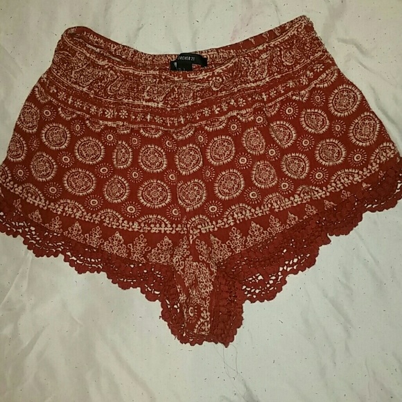 BOHIMEAN SHORTS - Picture 1 of 3